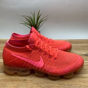 Nike Air VaporMax Flyknit Sneaker sz 8.5